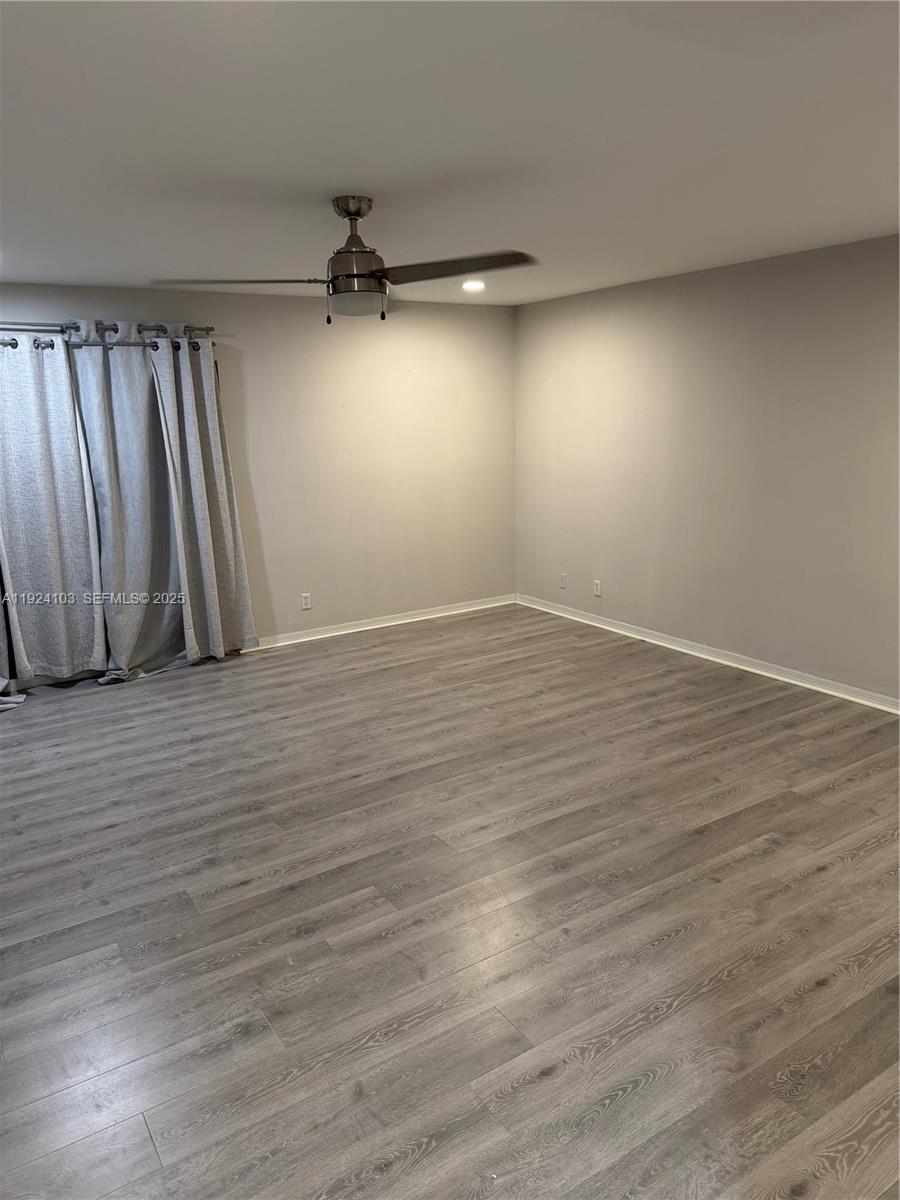 CLAIRE LAKE - Residential