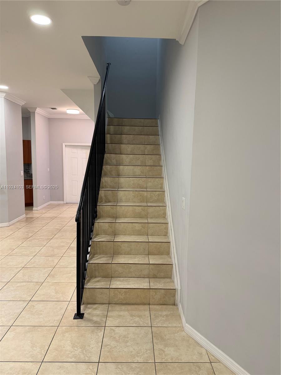 CLAIRE LAKE - Residential