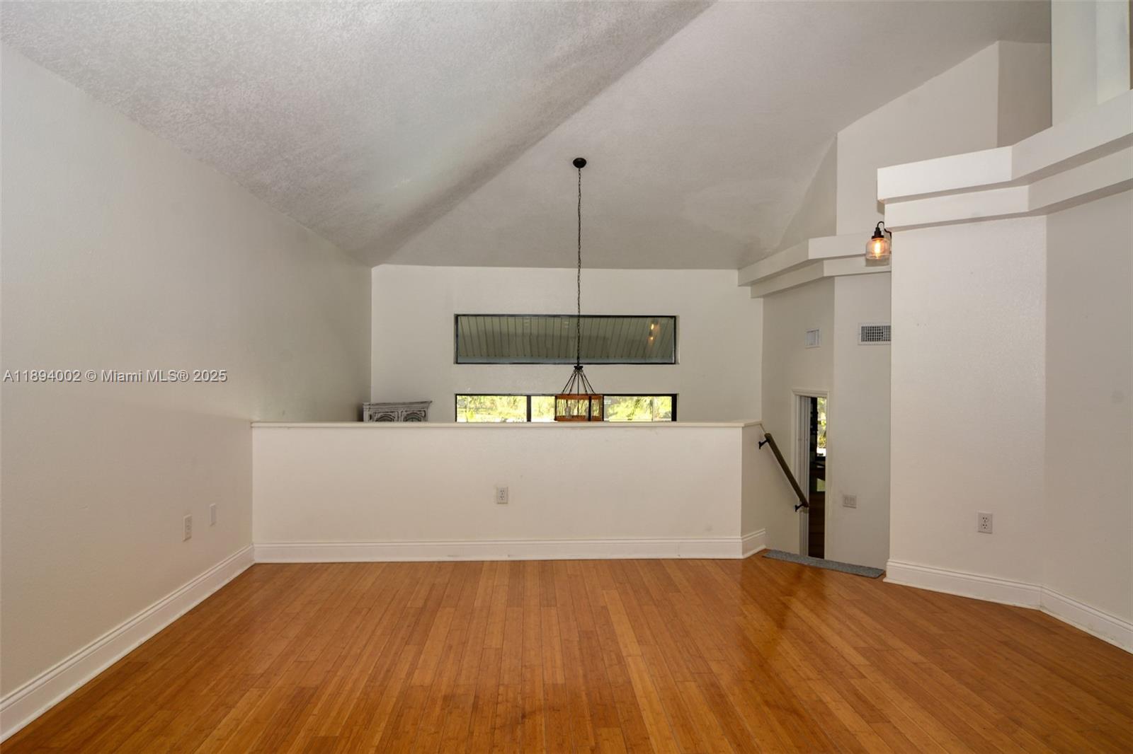 RIVER COUNTRY ESTATES - Residential