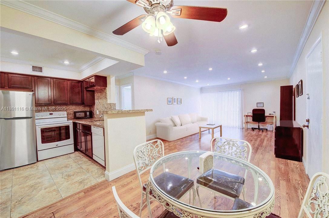 Property for Sale at 4000 N Hills Dr 35, Hollywood, Broward County, Florida - Bedrooms: 1 
Bathrooms: 2  - $199,000