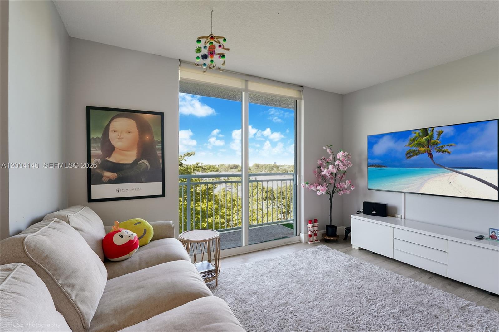 THE ASTON CONDO - Residential