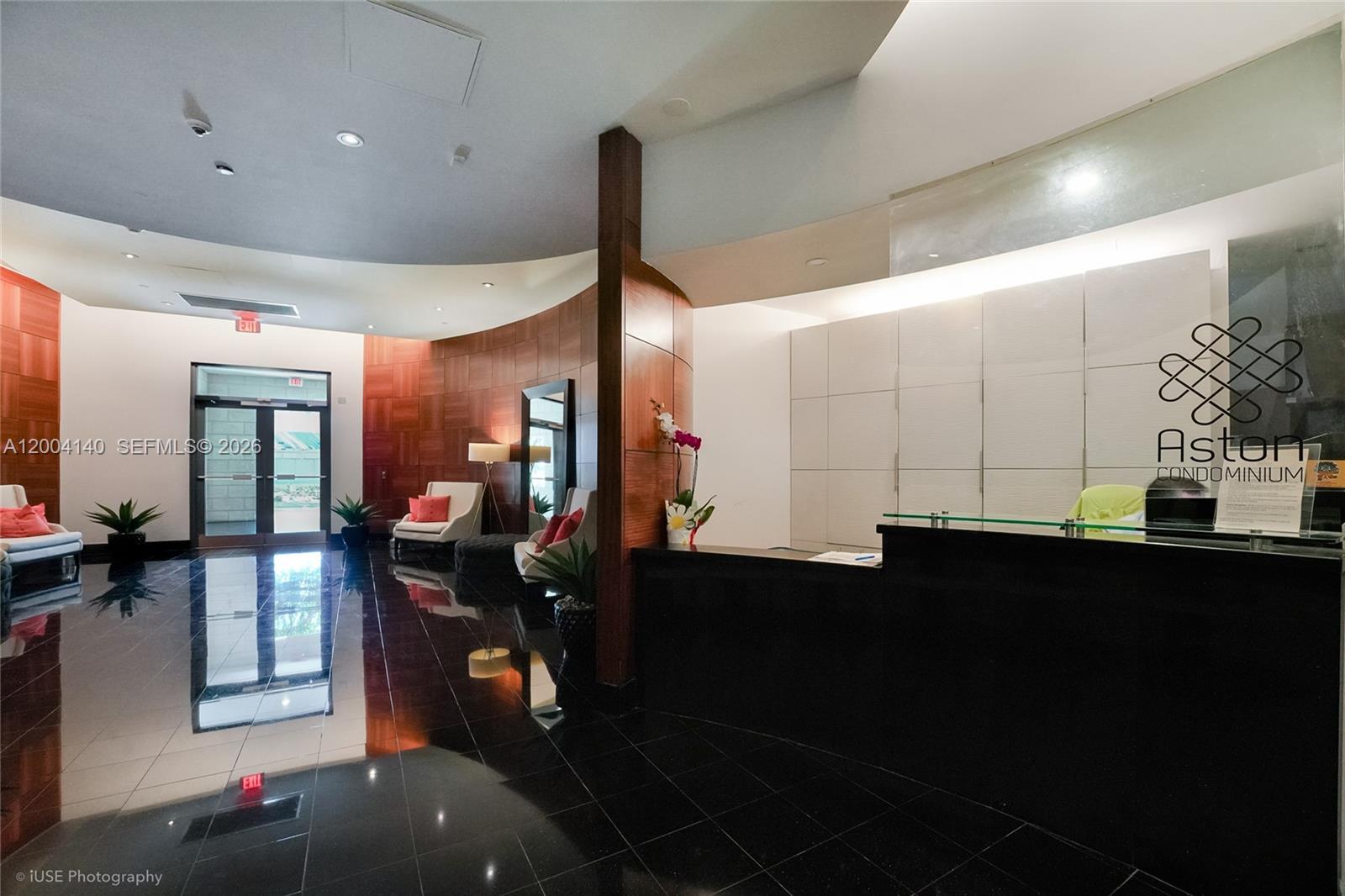 THE ASTON CONDO - Residential