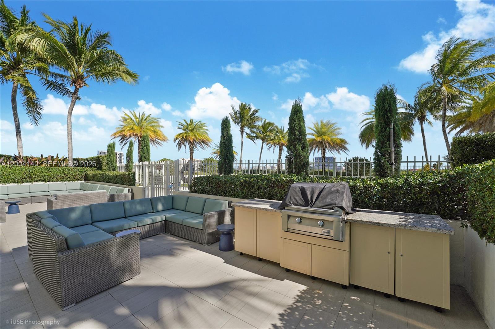 THE ASTON CONDO - Residential