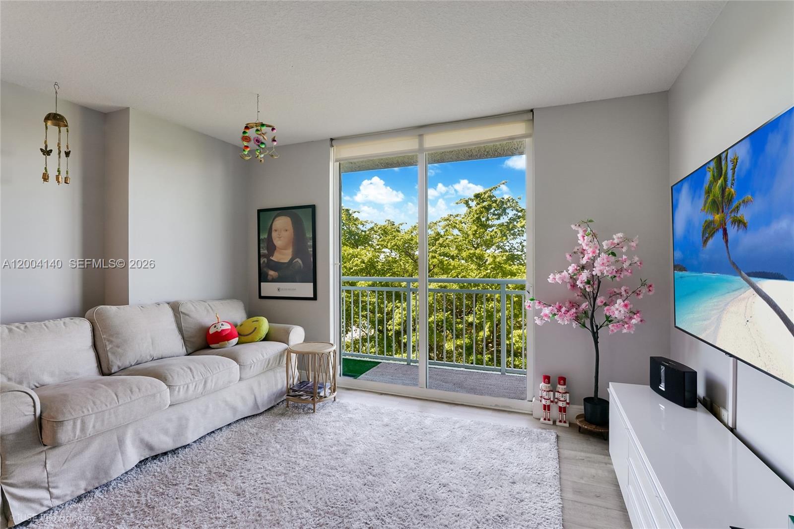 THE ASTON CONDO - Residential