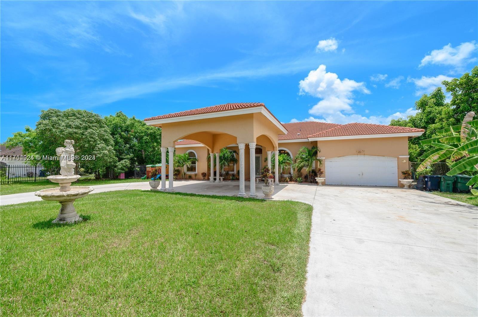 Property for Sale at 15492 Sw 274th St, Homestead, Miami-Dade County, Florida - Bedrooms: 4 
Bathrooms: 3  - $900,000