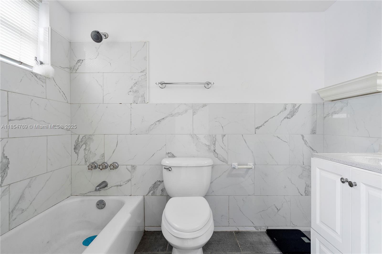 ELDORADO PLAZA WEST CONDO - Residential