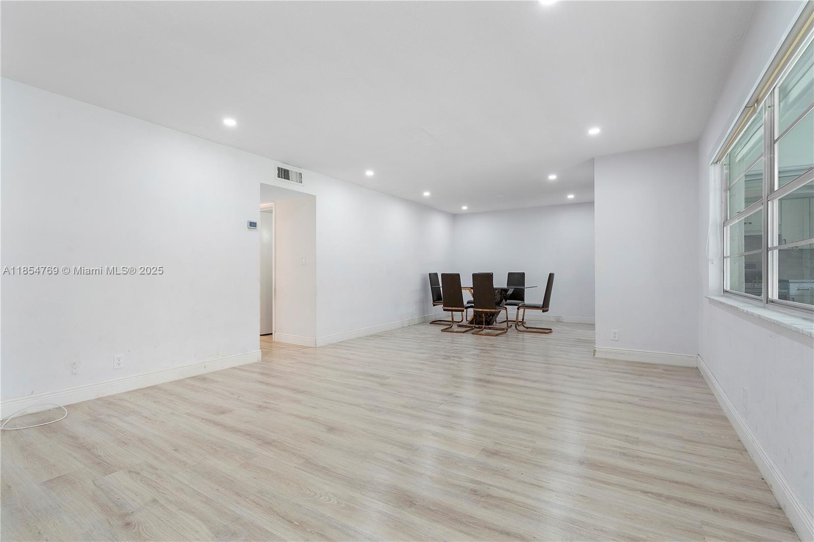 ELDORADO PLAZA WEST CONDO - Residential