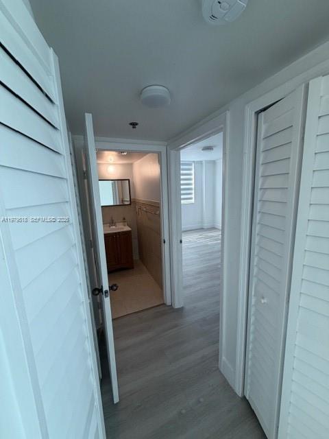 DA VINCI ON DOUGLAS CONDO - Residential Lease