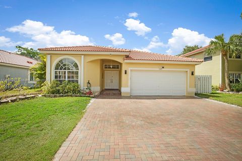 Single Family Residence in Plantation FL 660 133rd Dr Dr.jpg