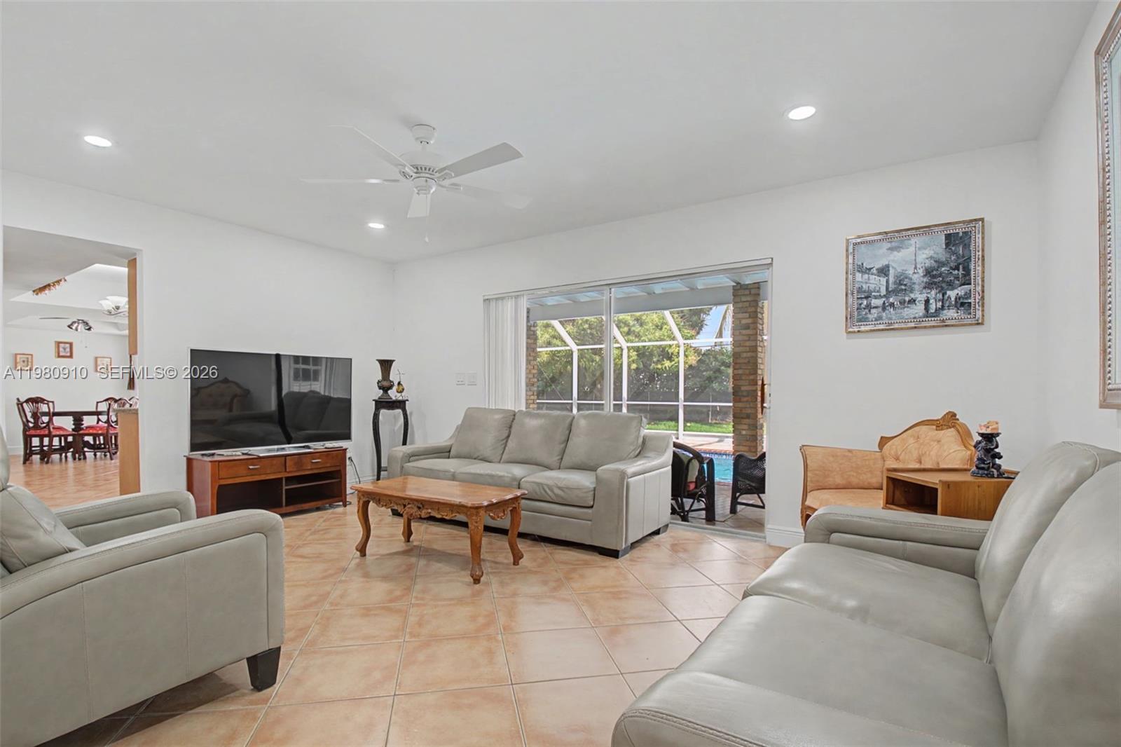 MANGOWOOD PARK - Residential