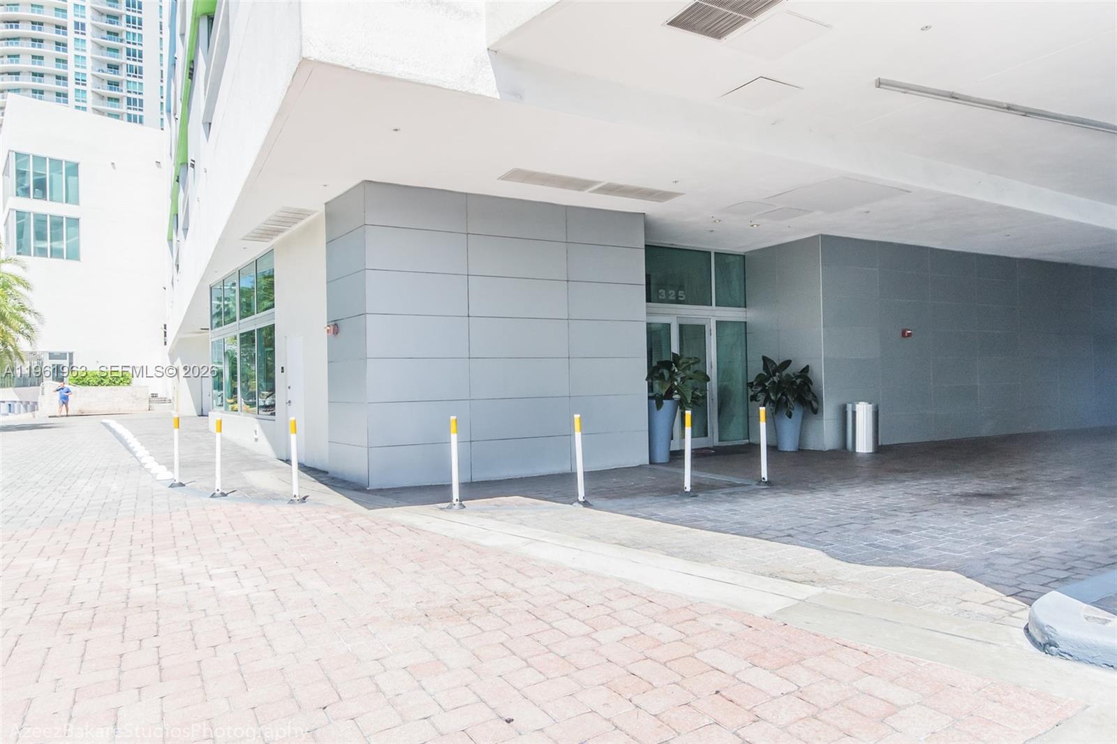 ONE MIAMI EAST CONDO - Residential Lease