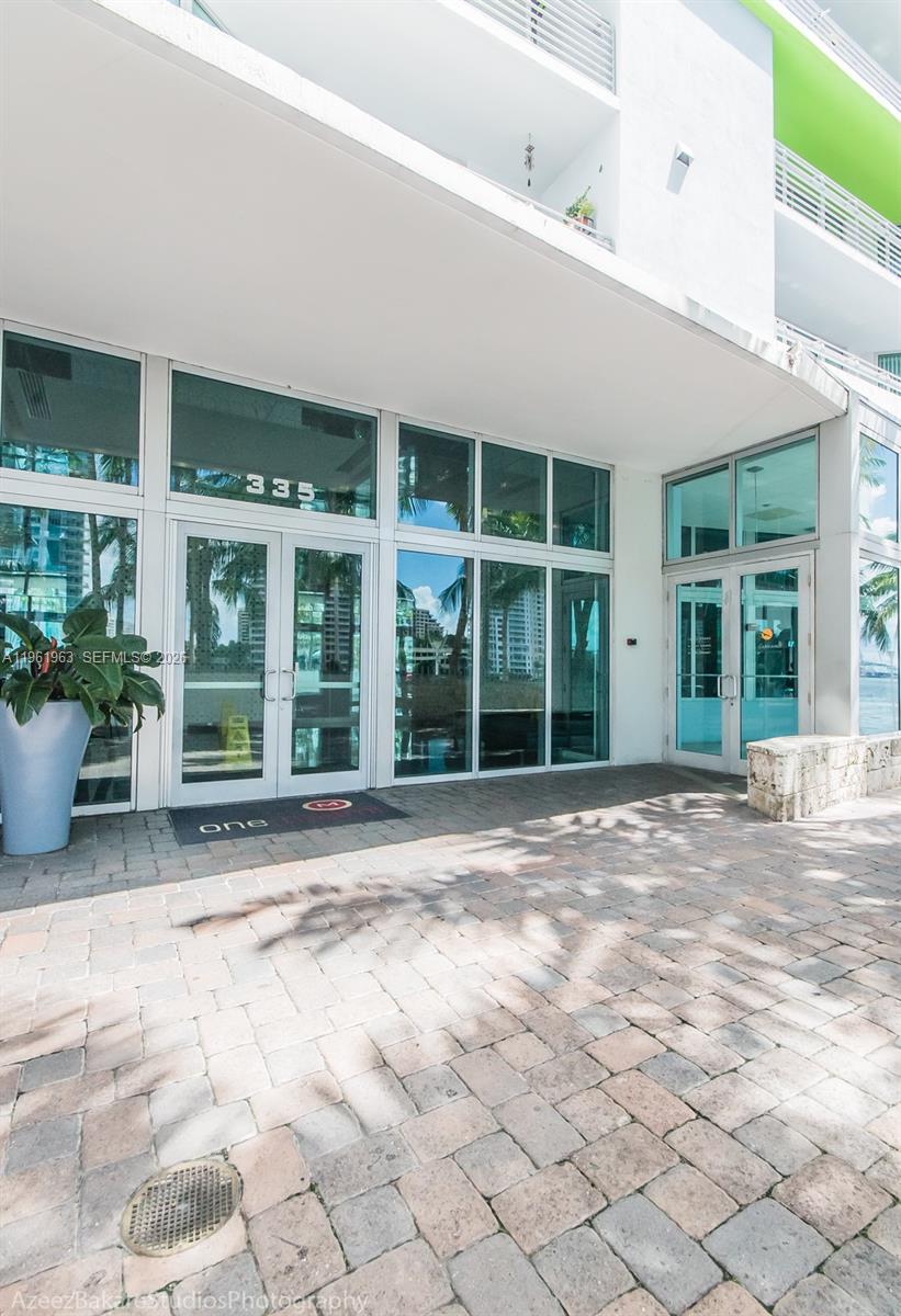 ONE MIAMI EAST CONDO - Residential Lease