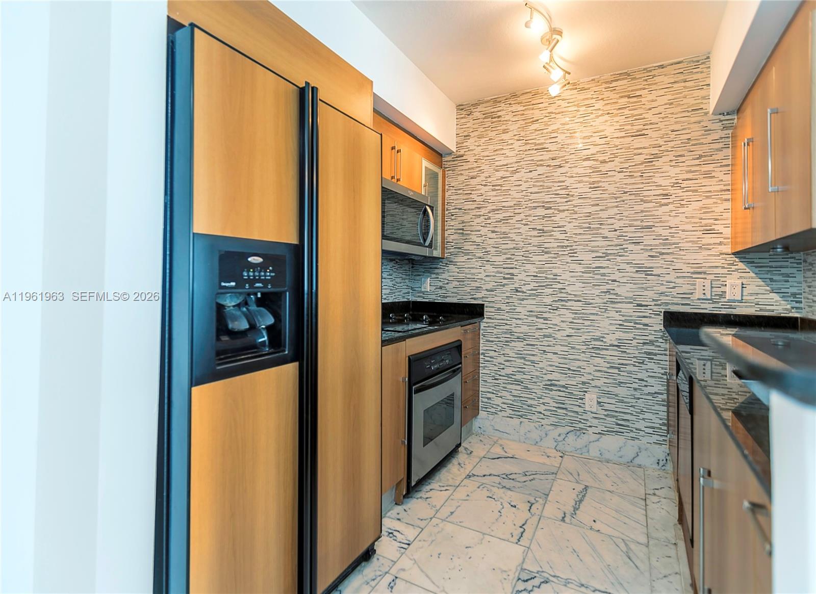 ONE MIAMI EAST CONDO - Residential Lease