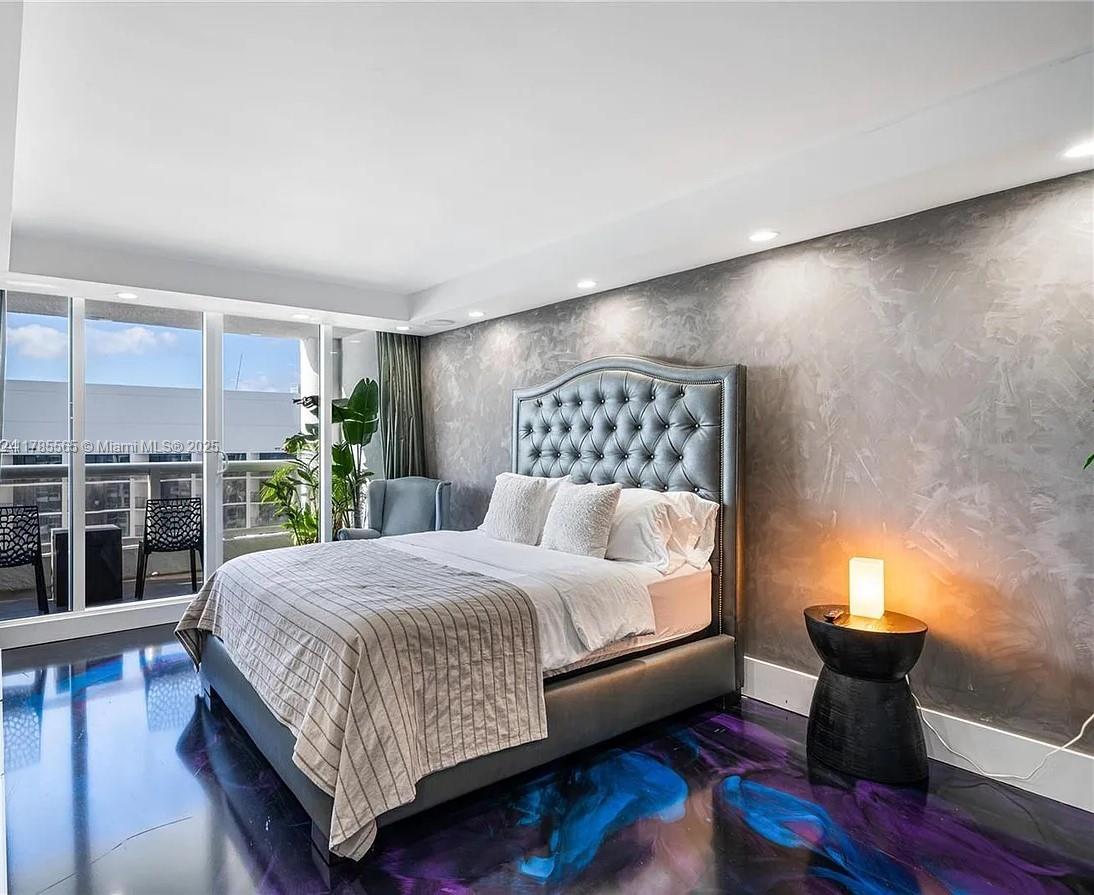 VENETIA CONDO - Residential Lease