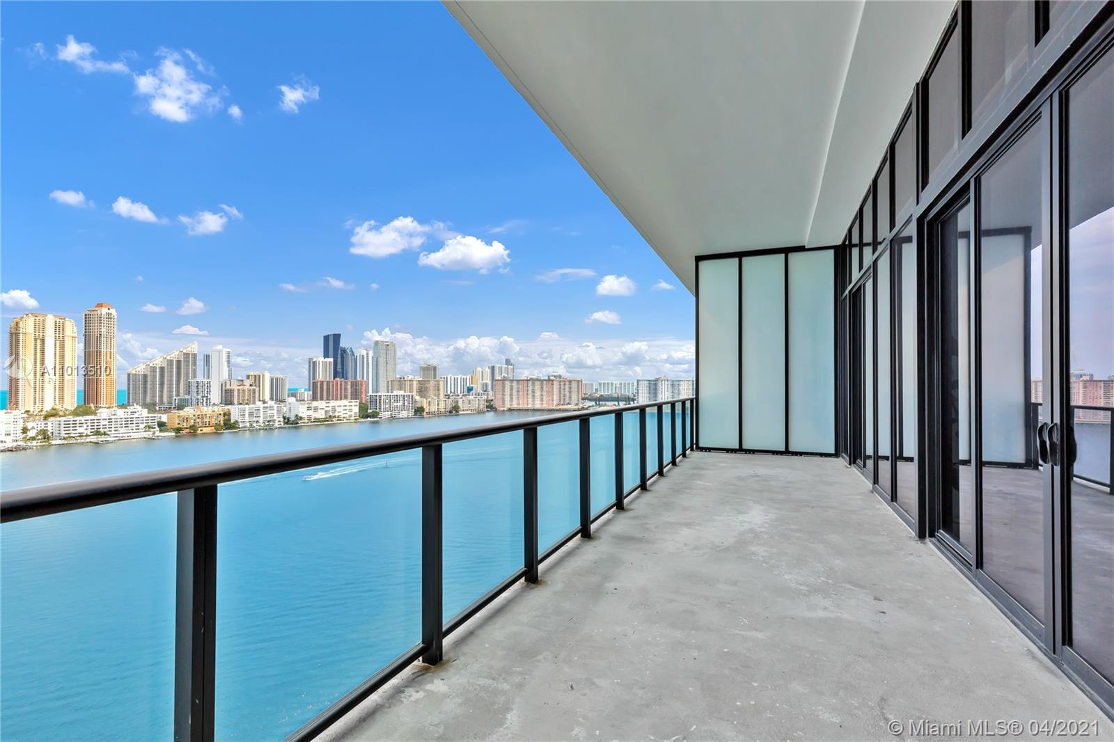 PRIVE CONDO - Residential