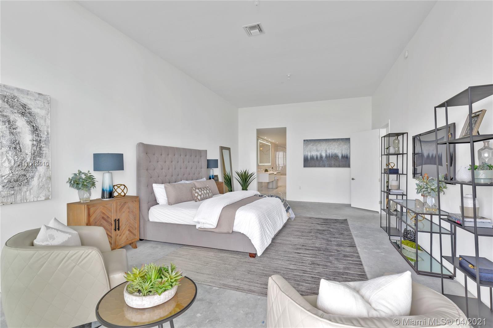 PRIVE CONDO - Residential