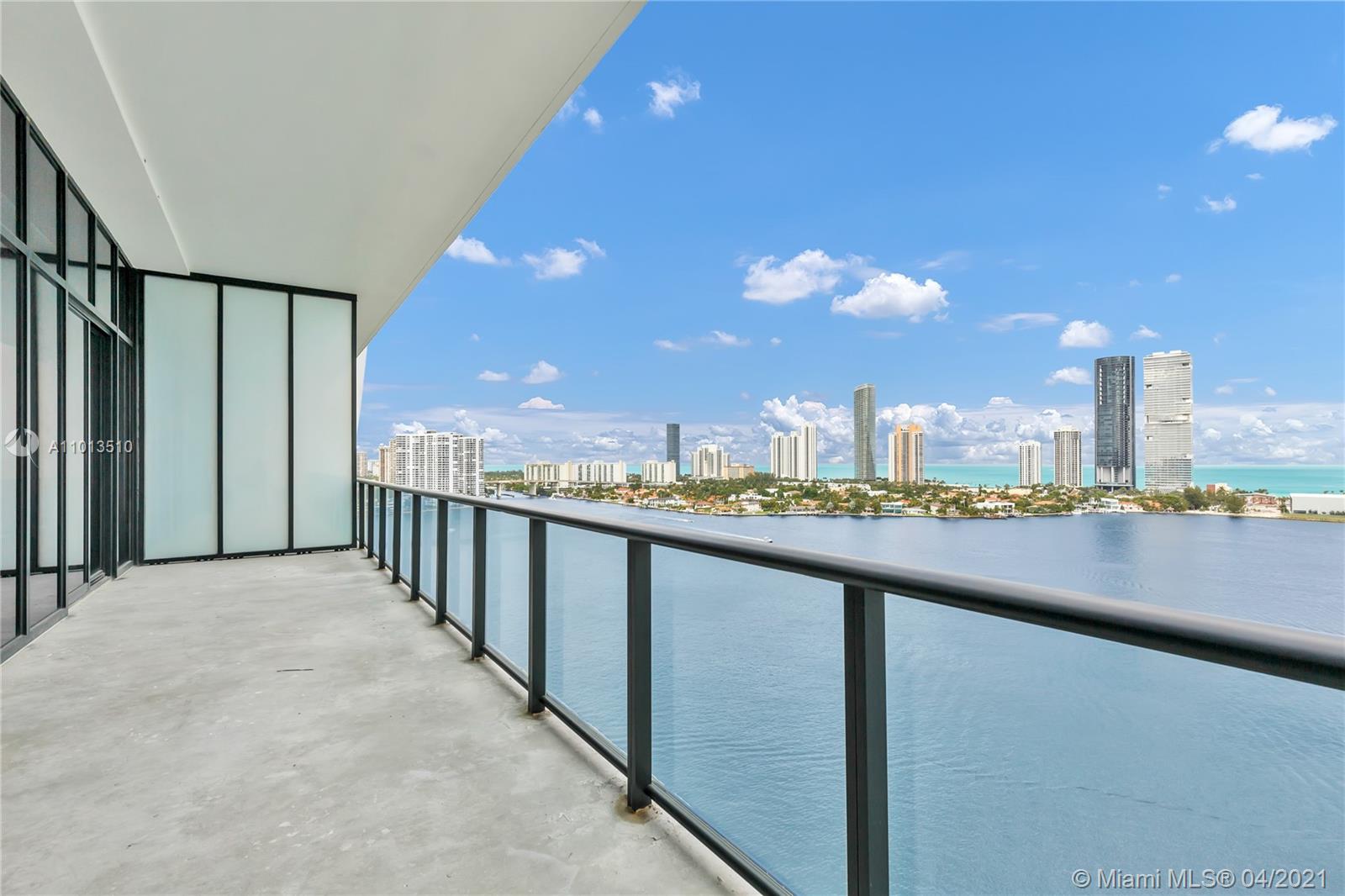 PRIVE CONDO - Residential