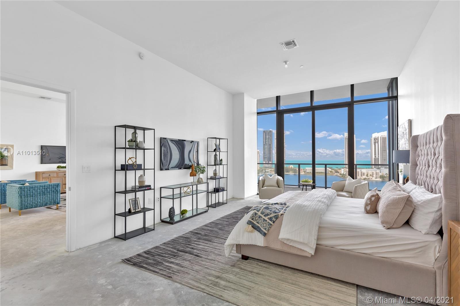 PRIVE CONDO - Residential