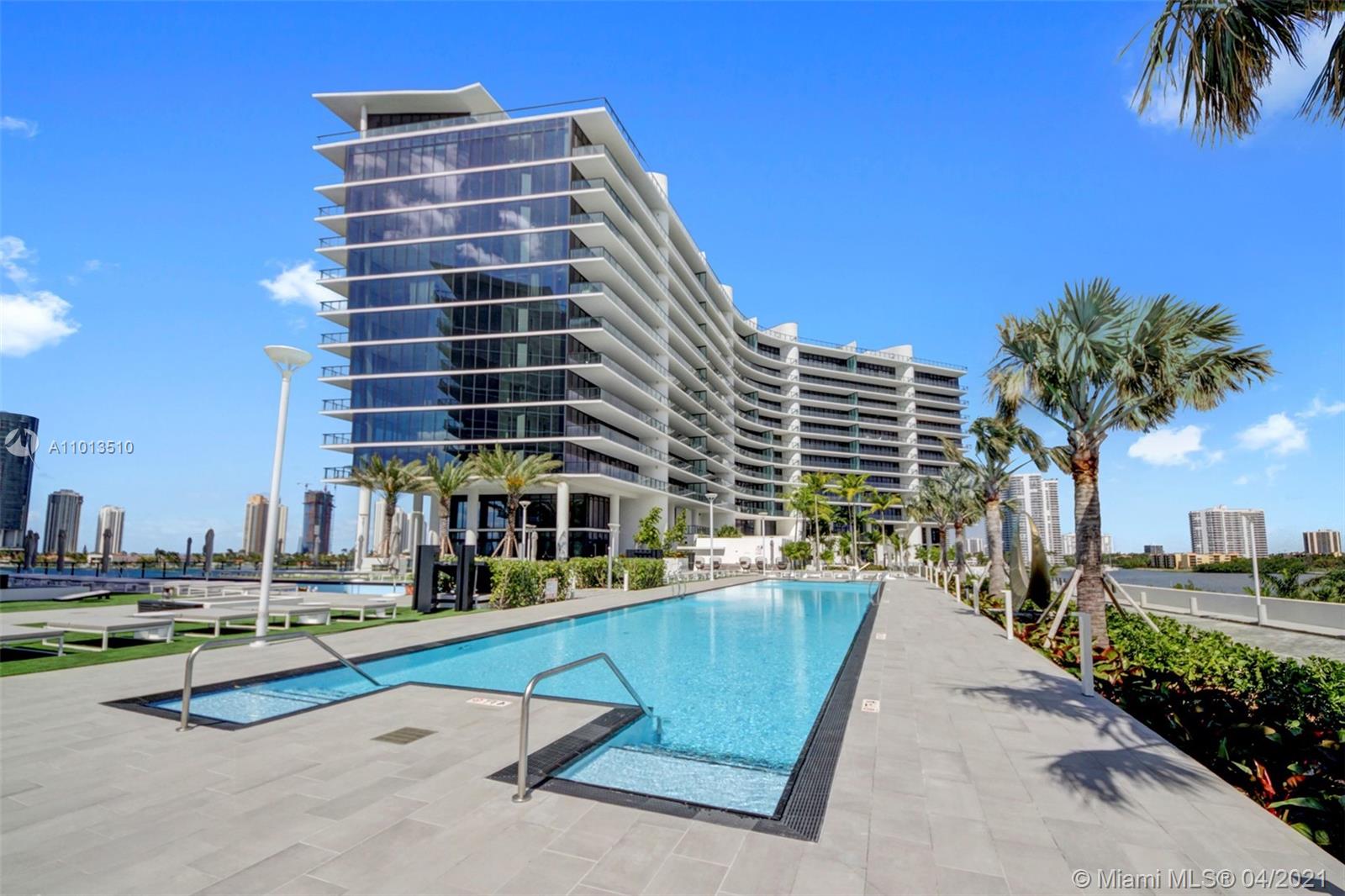 PRIVE CONDO - Residential