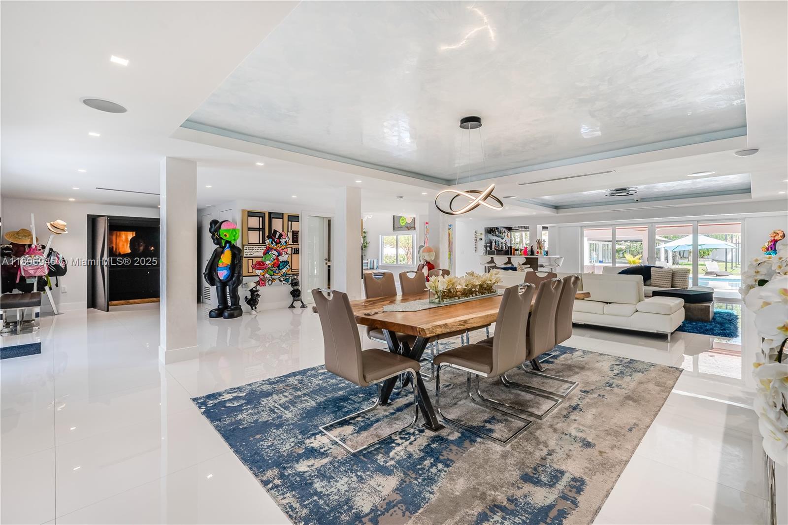 SO MIAMI GDN HEIGHTS - Residential Lease