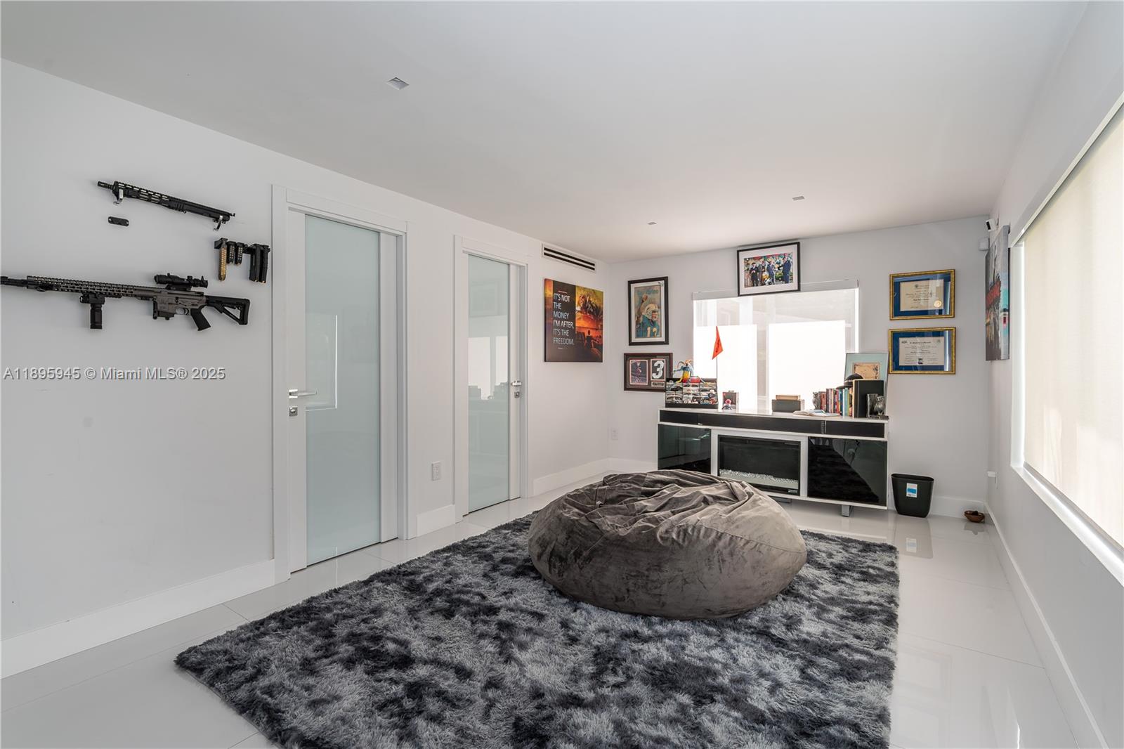 SO MIAMI GDN HEIGHTS - Residential Lease