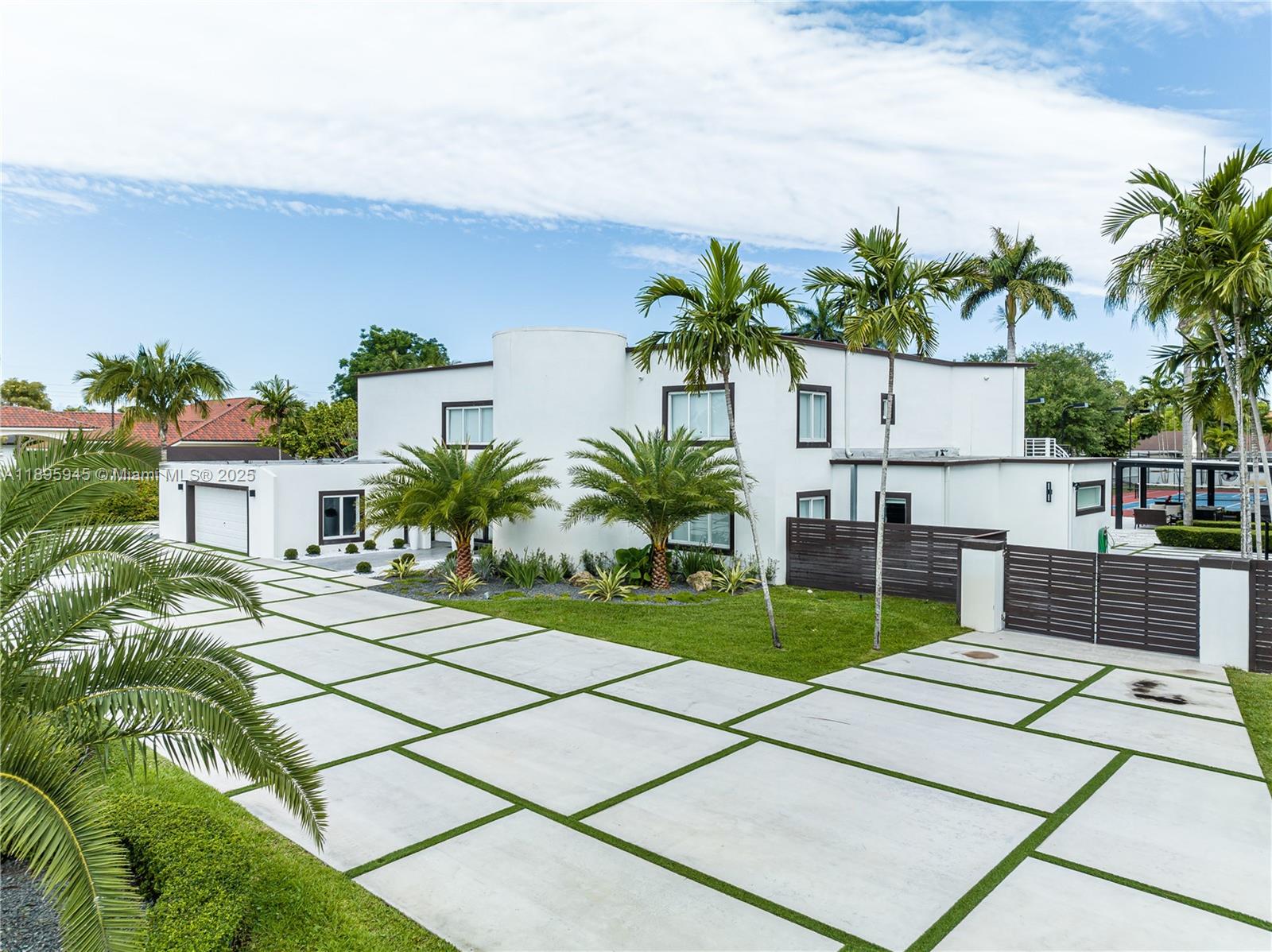 SO MIAMI GDN HEIGHTS - Residential Lease