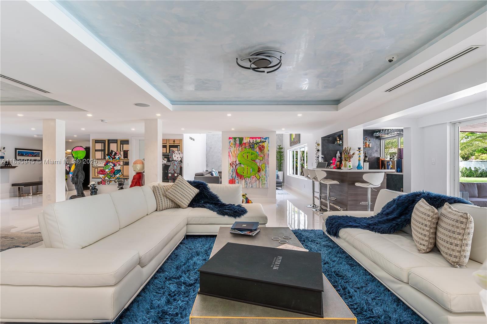 SO MIAMI GDN HEIGHTS - Residential Lease