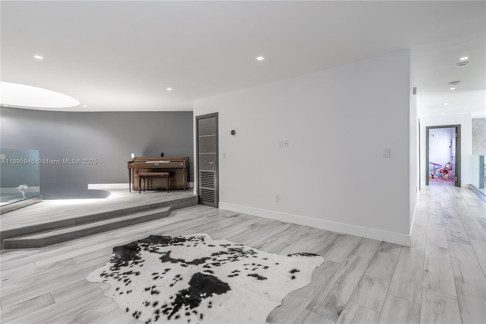 SO MIAMI GDN HEIGHTS - Residential Lease