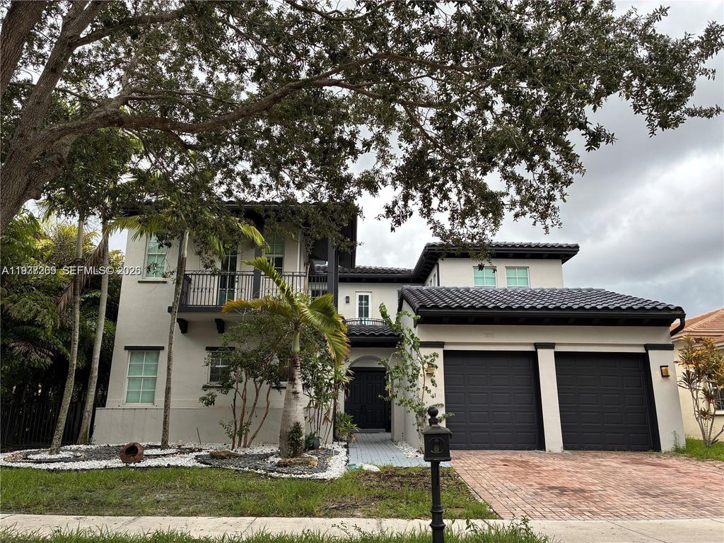 Photo of 7896 NW 110th Dr, Parkland, FL 33076 (MLS # A11937269)