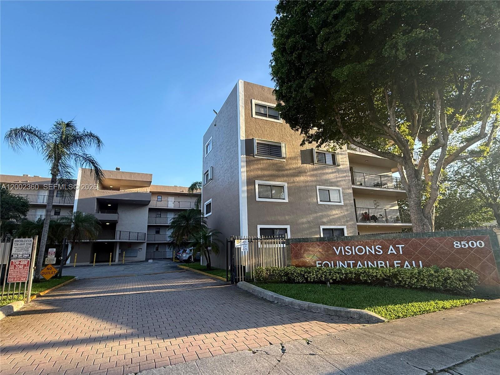 Visions/Fountainbleau Par - Residential Lease