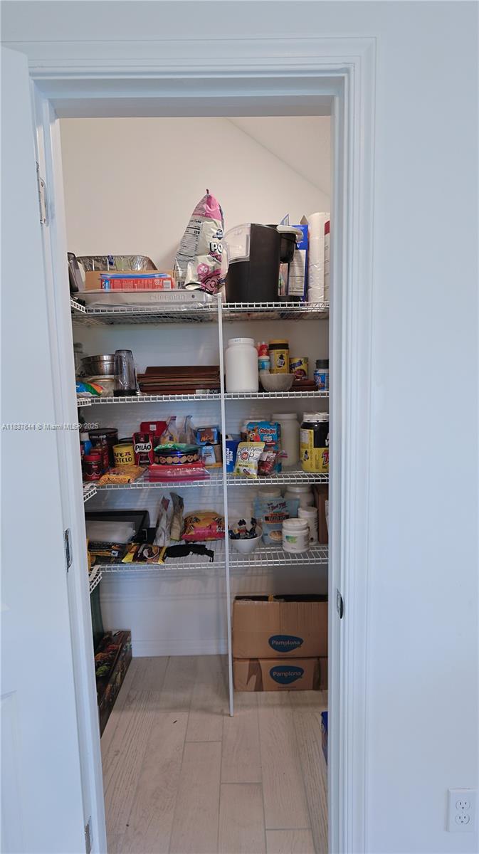 OAK TREE PROPERTY REDEVEL - Residential