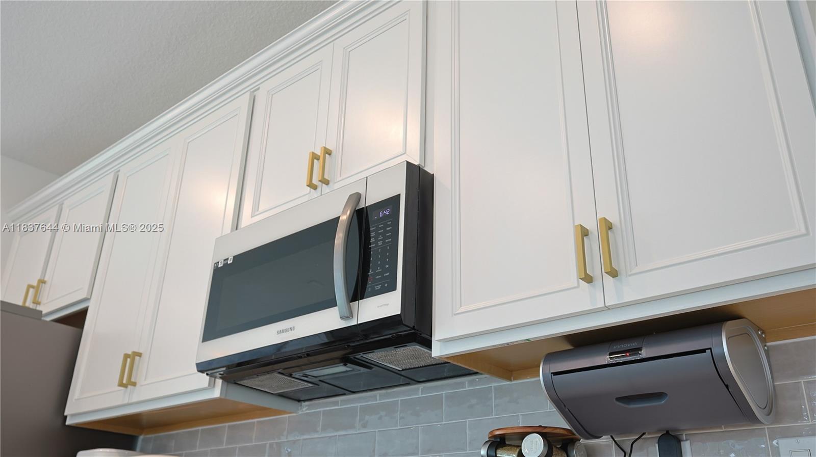 OAK TREE PROPERTY REDEVEL - Residential