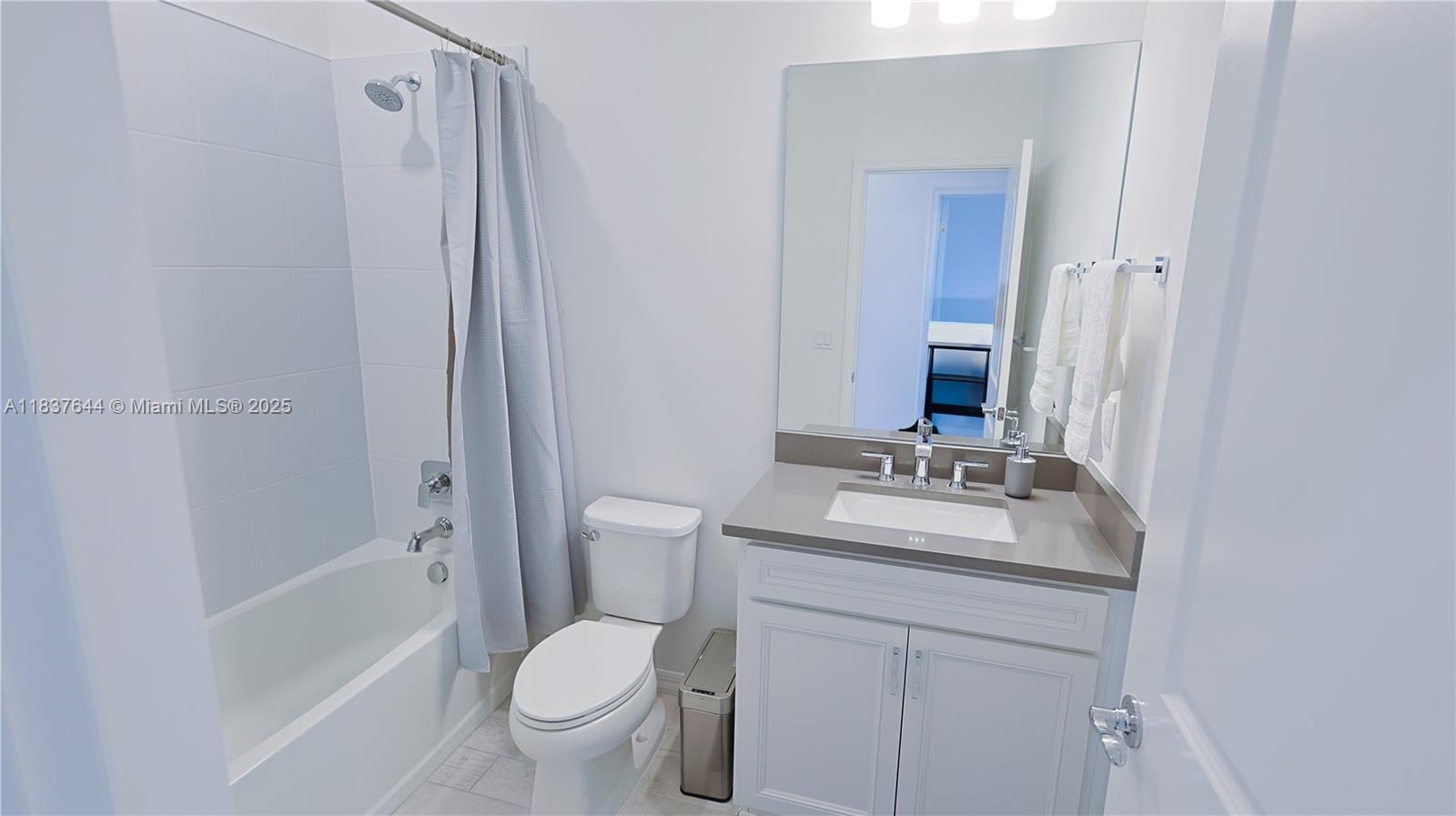 OAK TREE PROPERTY REDEVEL - Residential