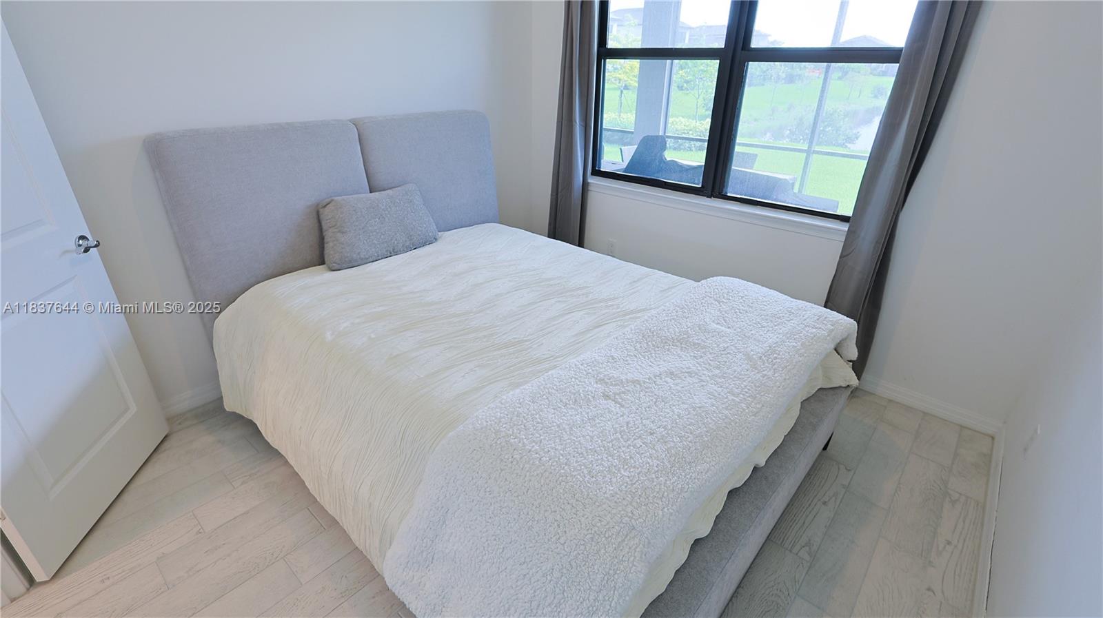 OAK TREE PROPERTY REDEVEL - Residential