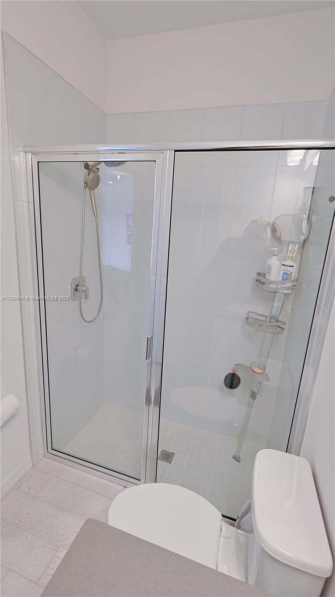 OAK TREE PROPERTY REDEVEL - Residential