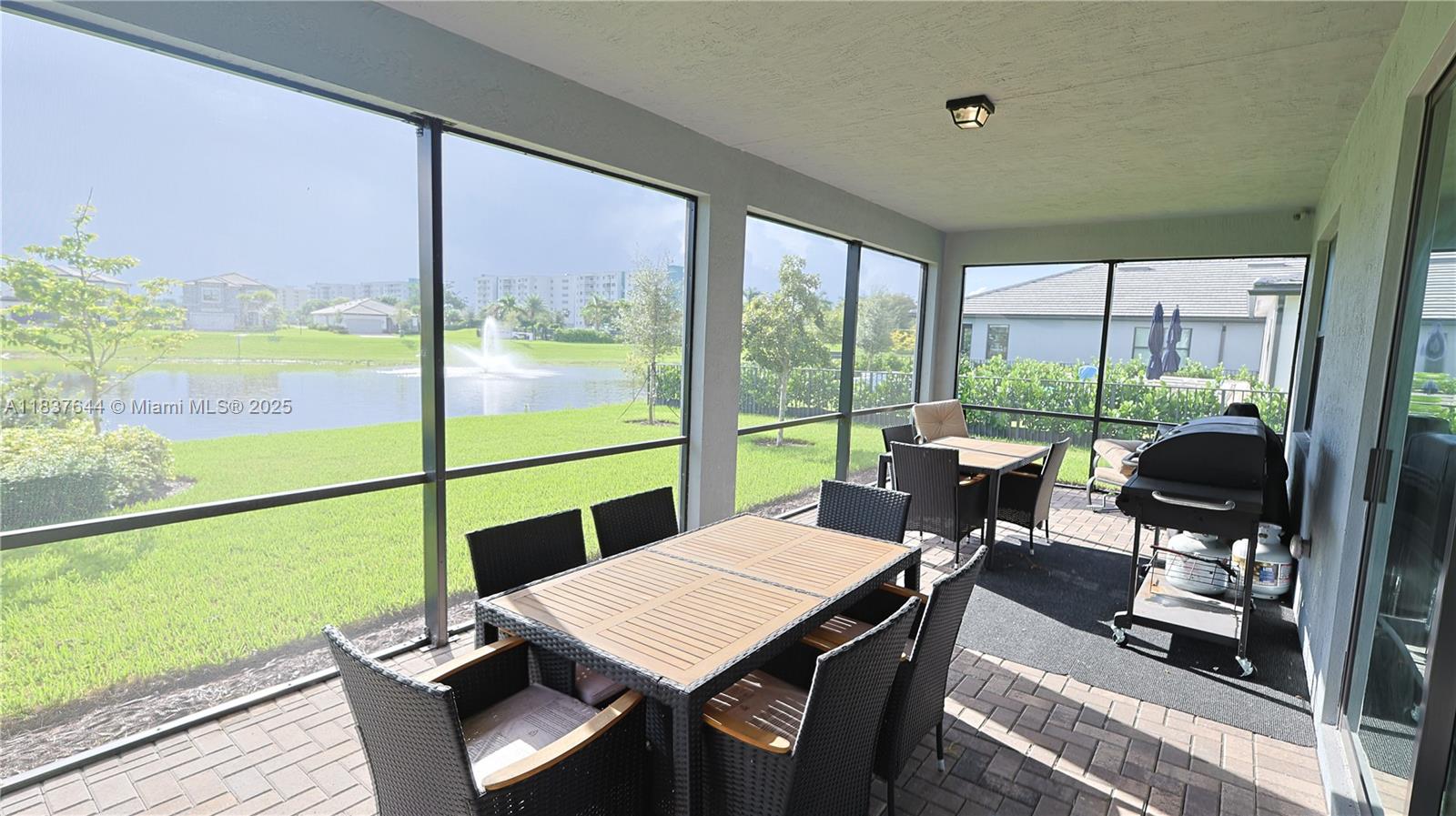 OAK TREE PROPERTY REDEVEL - Residential