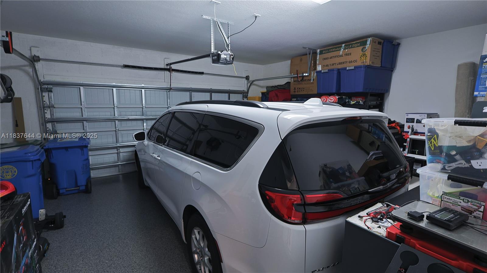 OAK TREE PROPERTY REDEVEL - Residential