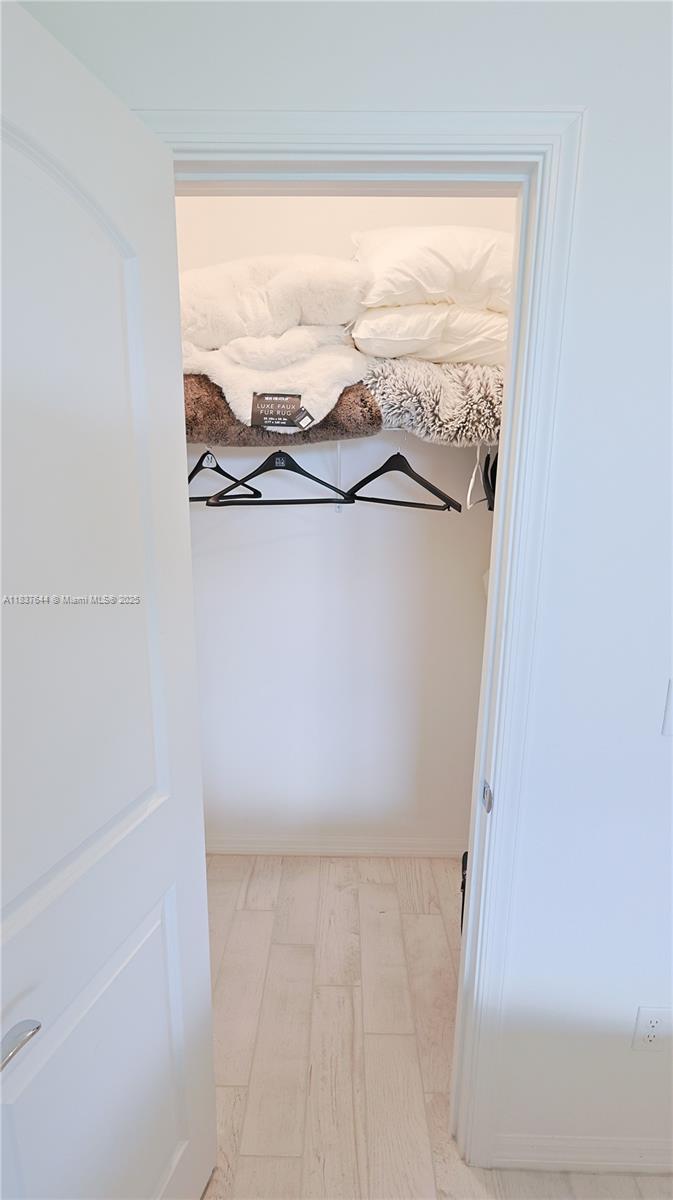 OAK TREE PROPERTY REDEVEL - Residential