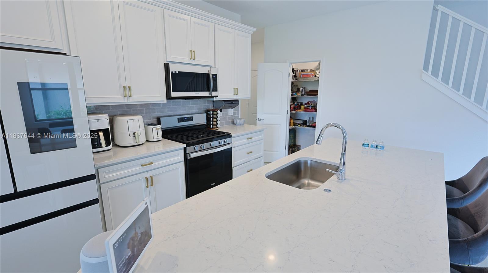 OAK TREE PROPERTY REDEVEL - Residential