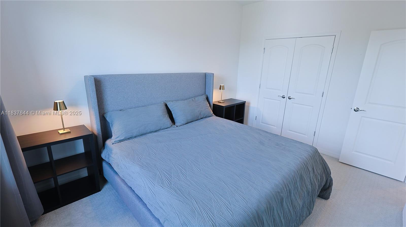 OAK TREE PROPERTY REDEVEL - Residential