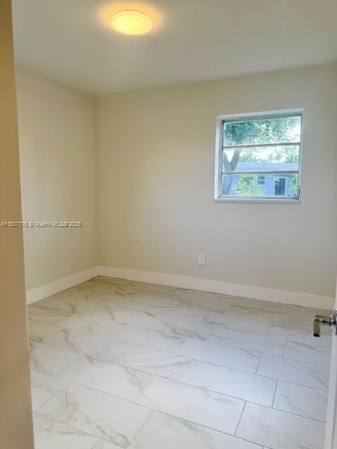 CAROL CITY LAKE STEVEN ES - Residential