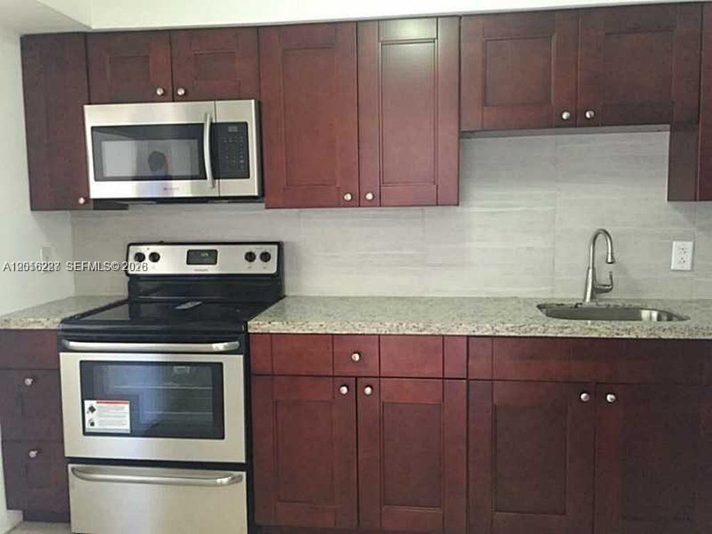 2005 Sans Souci Blvd 305, North Miami FL 33181