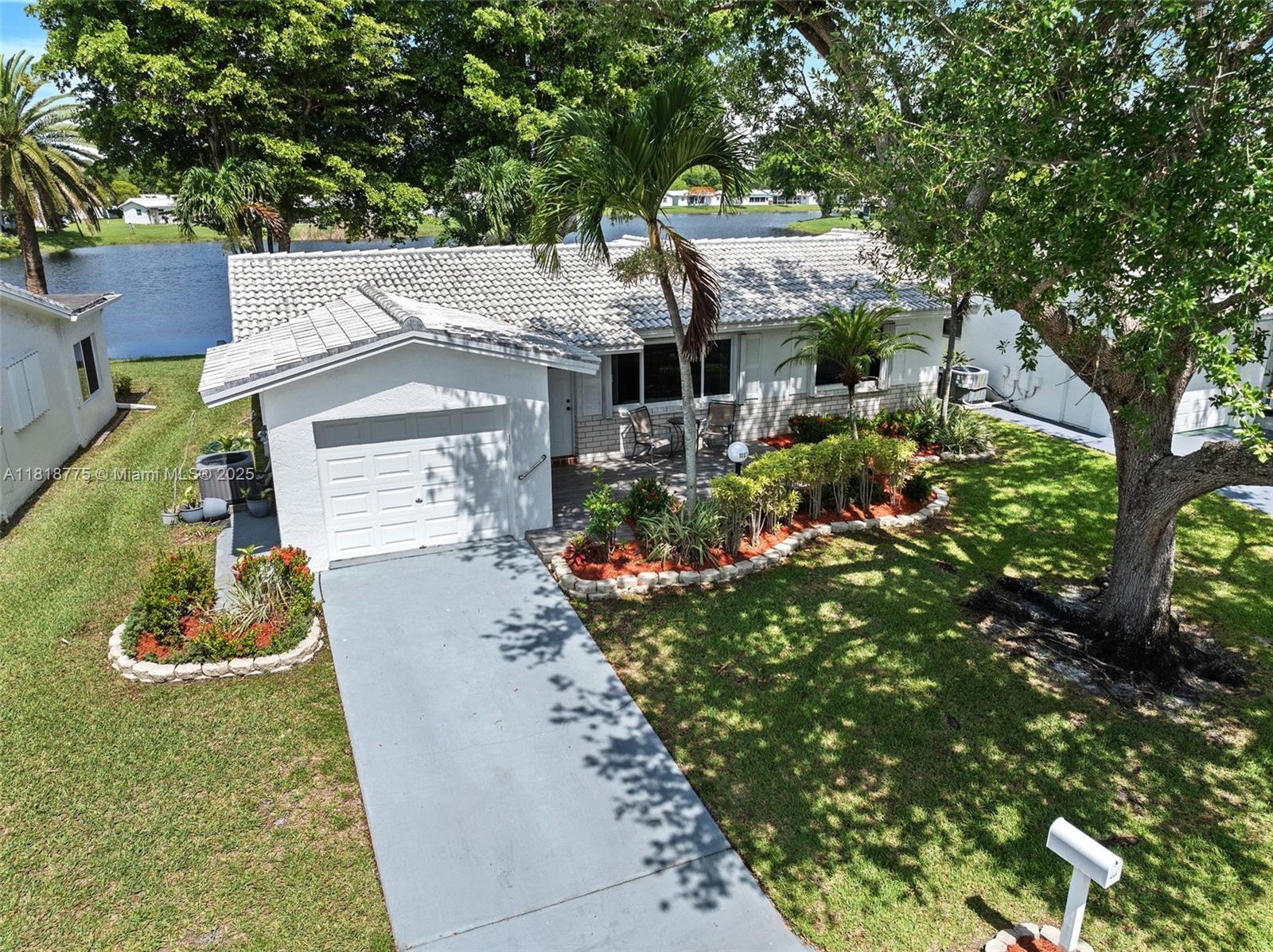 Property for Sale at 1081 Nw 89th Ave, Plantation, Miami-Dade County, Florida - Bedrooms: 2 
Bathrooms: 2  - $365,000