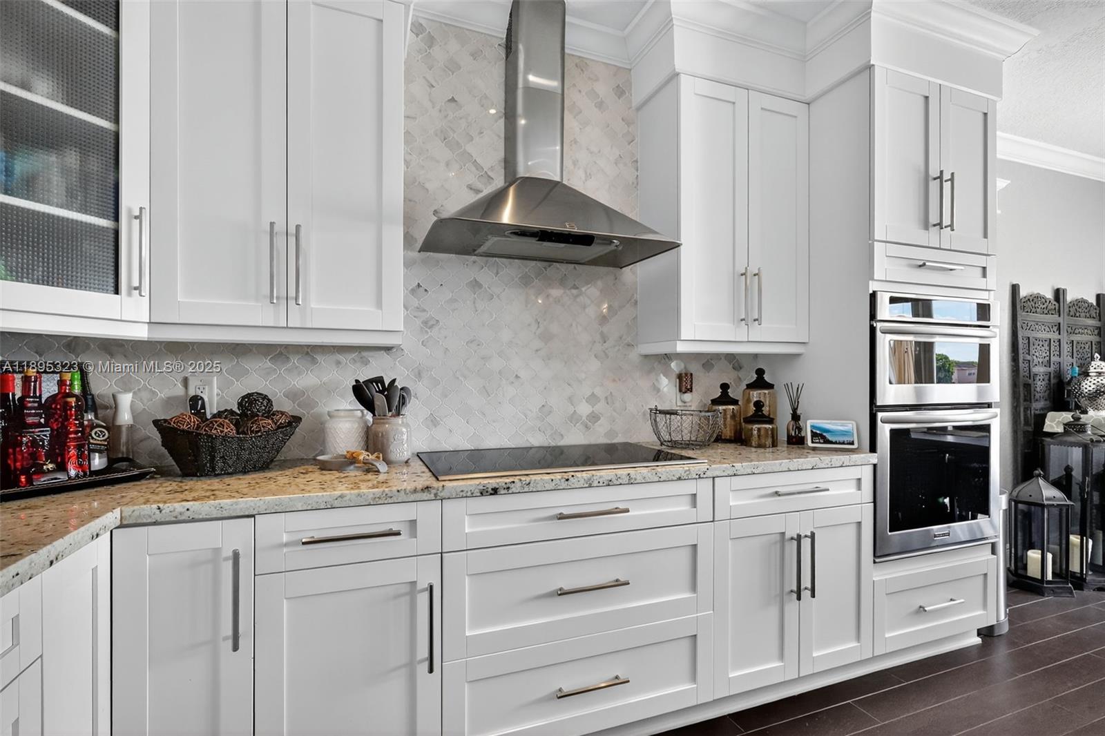 AB AT TAMIAMI TRAIL PHASE - Residential