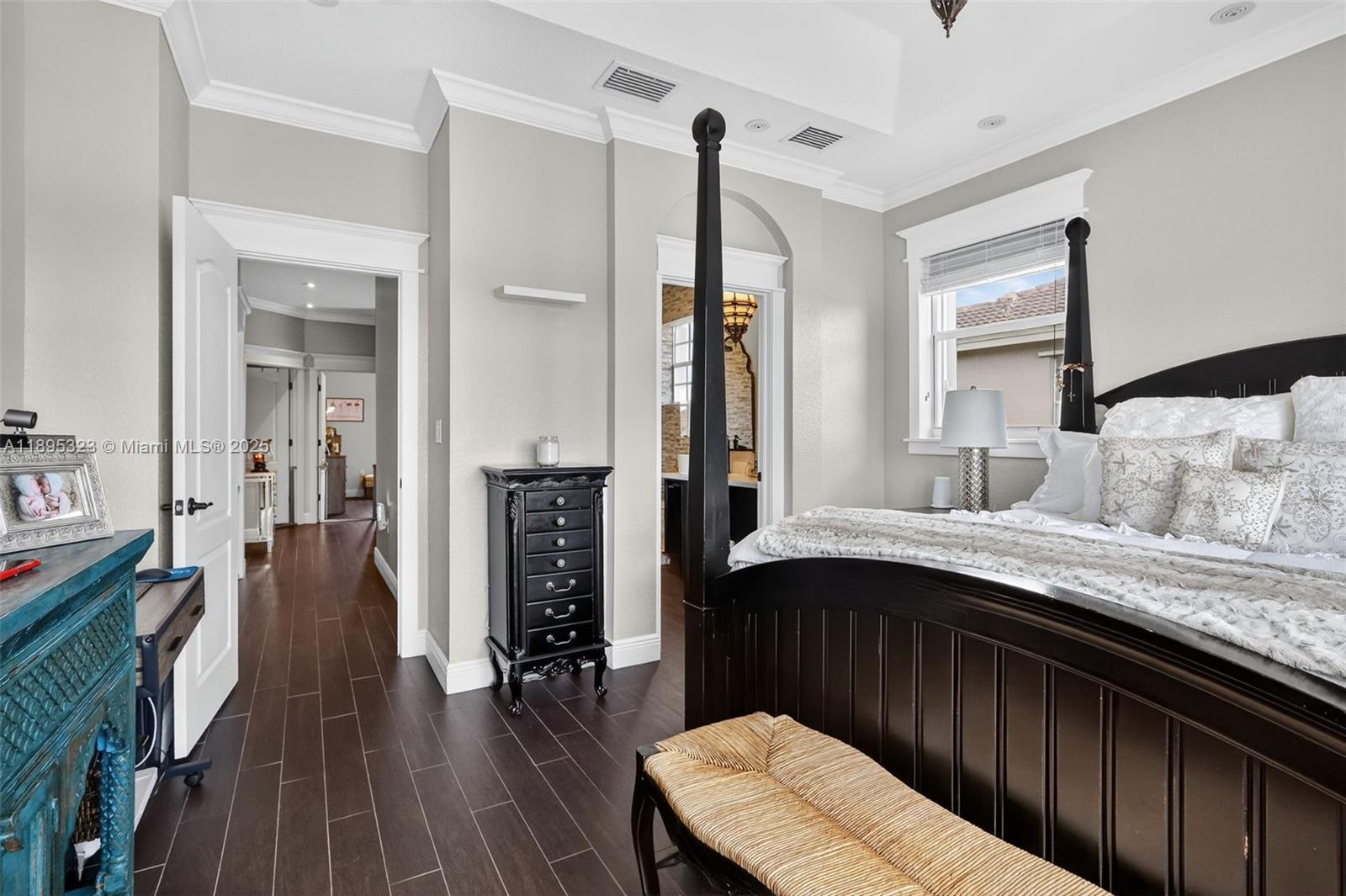 AB AT TAMIAMI TRAIL PHASE - Residential