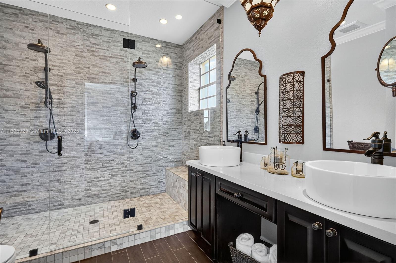 AB AT TAMIAMI TRAIL PHASE - Residential