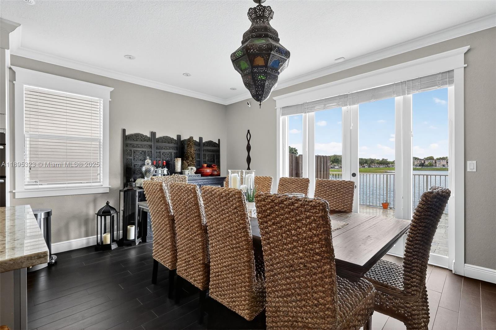 AB AT TAMIAMI TRAIL PHASE - Residential