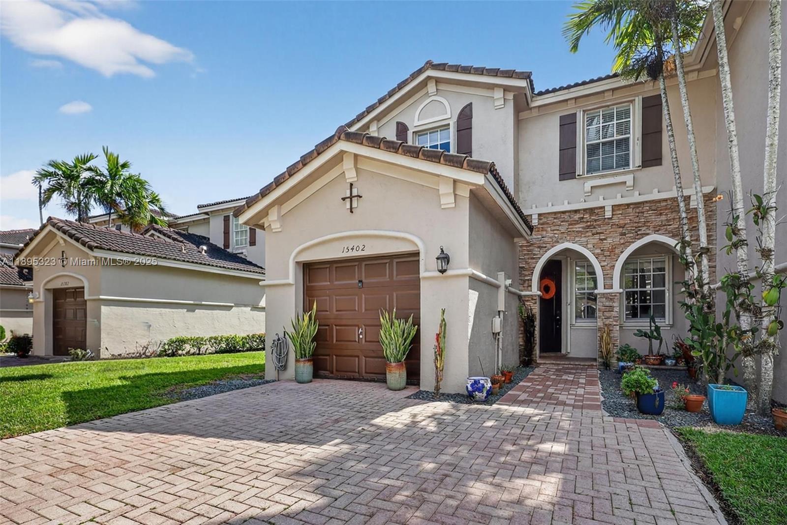 AB AT TAMIAMI TRAIL PHASE - Residential