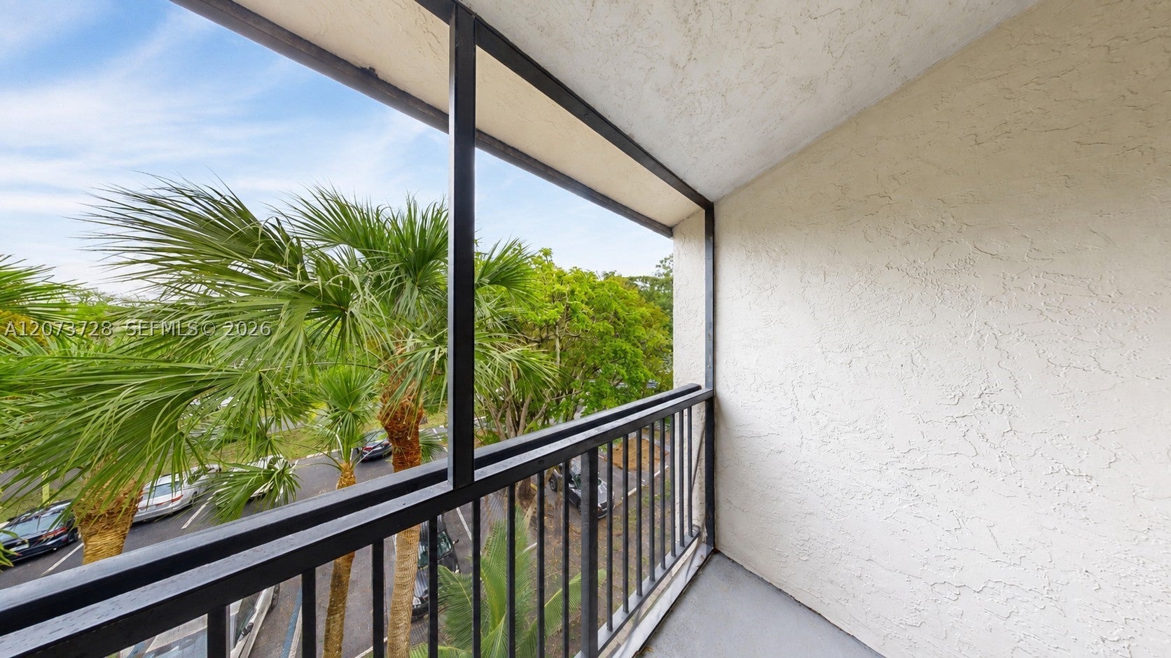14201 N Kendall Dr 401D