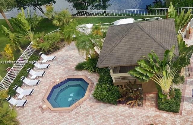 KINGS CREEK SO CONDO - Residential Lease